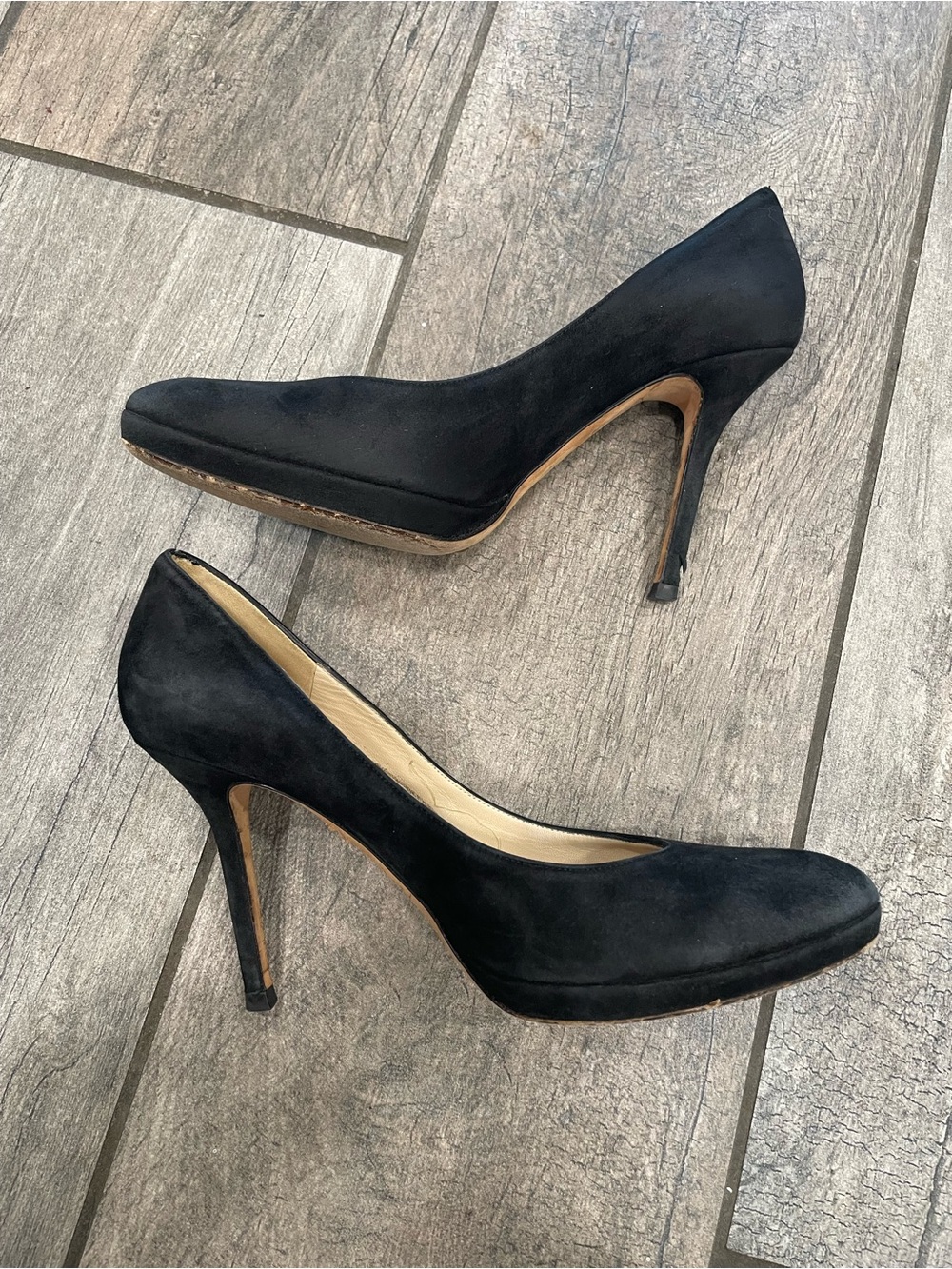 Jimmy Choo Black Suede Pointed-Toe Stiletto Pumps - Picture 10 of 16